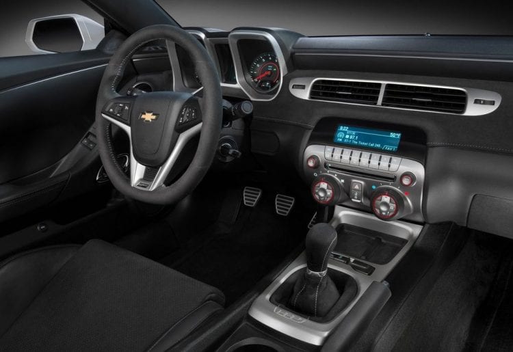 2014 Chevrolet Camaro Z/28 Interior shown; Source: netcarshown.com