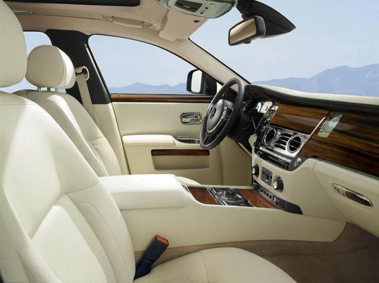 2019 Rolls Royce Cullinan Interior