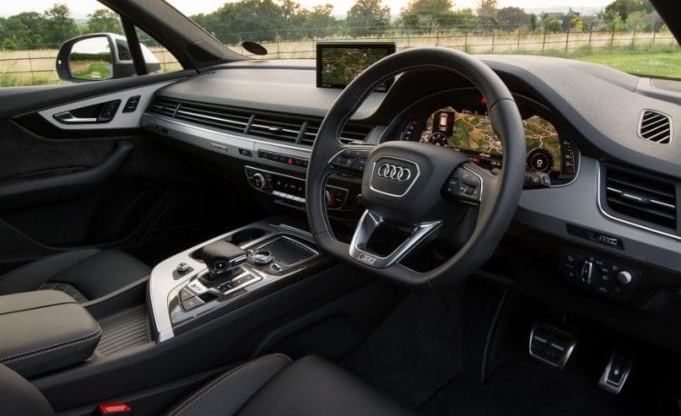 2017 Audi SQ7 interior