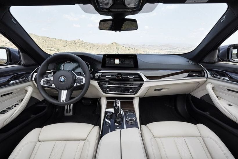 2018 BMW 2 Series Convertible interior
