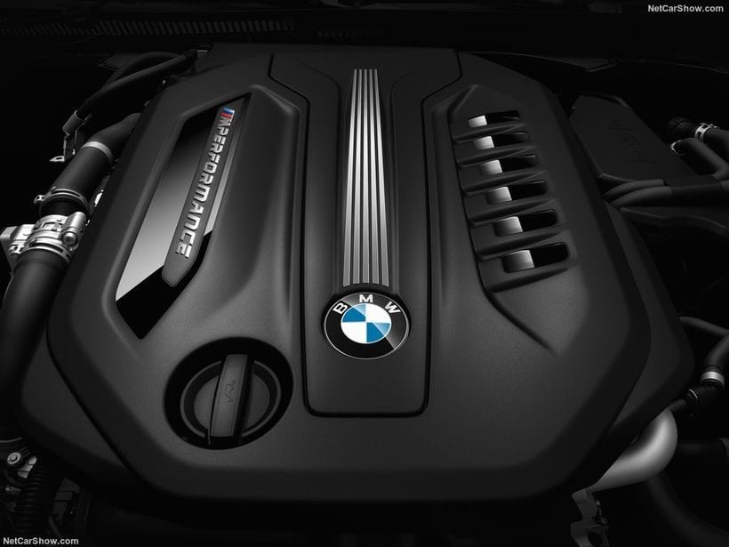 2018 BMW M550d XDrive Touring engine