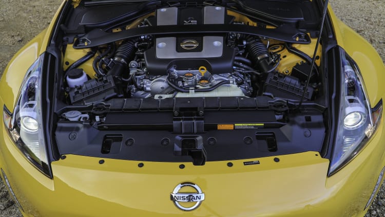2018 Nissan 370Z Heritage Edition engine
