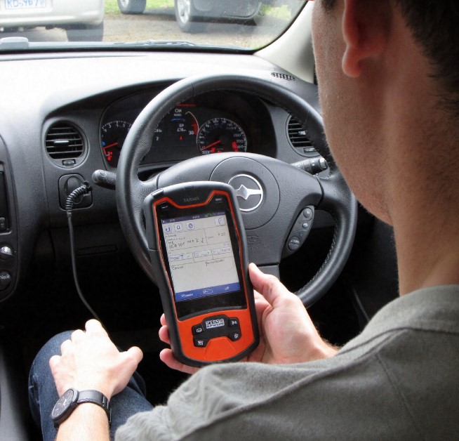 Choosing the Right OBD2 Scanner
